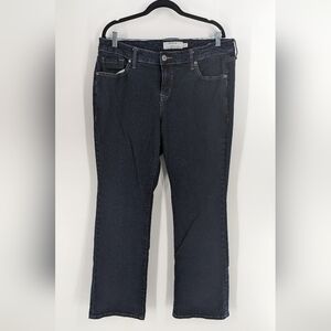 Torrid boot cut stretchy jeans 18T